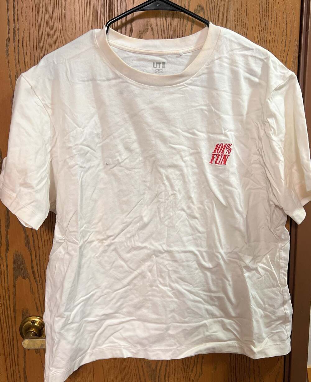 Uniqlo UT Disney 101 Dalmatians 101% Fun Graphic T-Shirt White XL